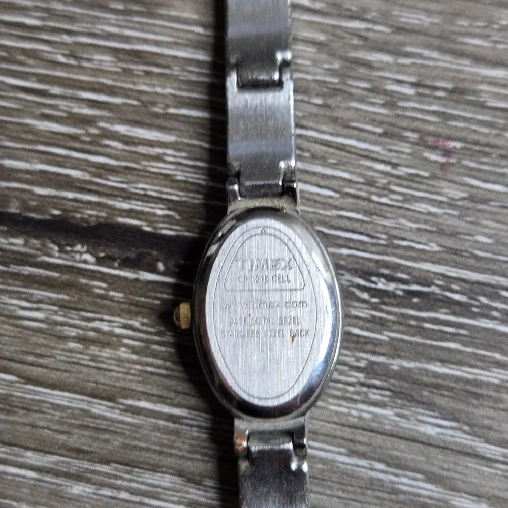 Timex Women's Oval Two Tone Silver Gold Bracelet Quartz Analog Watch Working